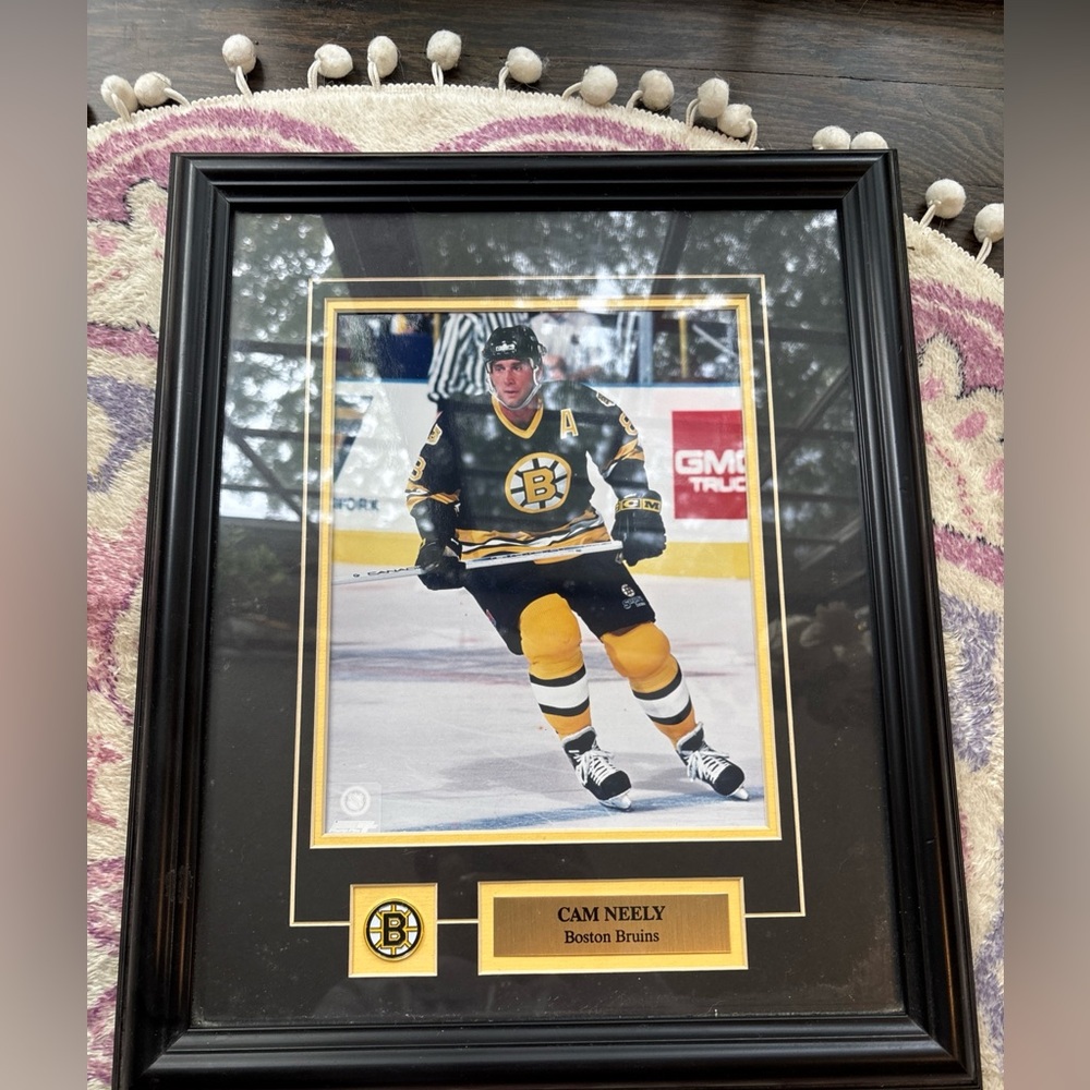Cam Neely Boston Bruins picture frame